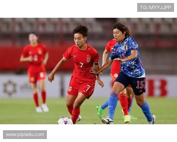 中国女足启程澳大利亚备战亚洲杯全力以赴迎接挑战